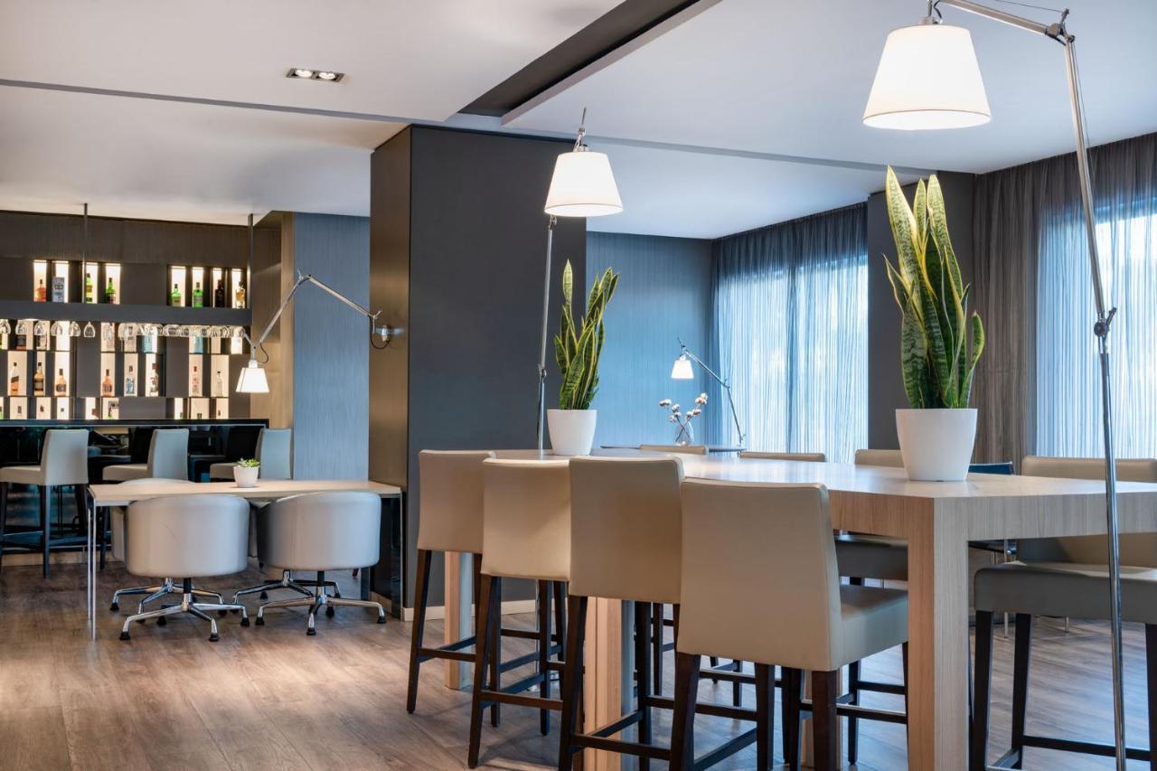 Ac Hotel Huelva By Marriott 외부 사진